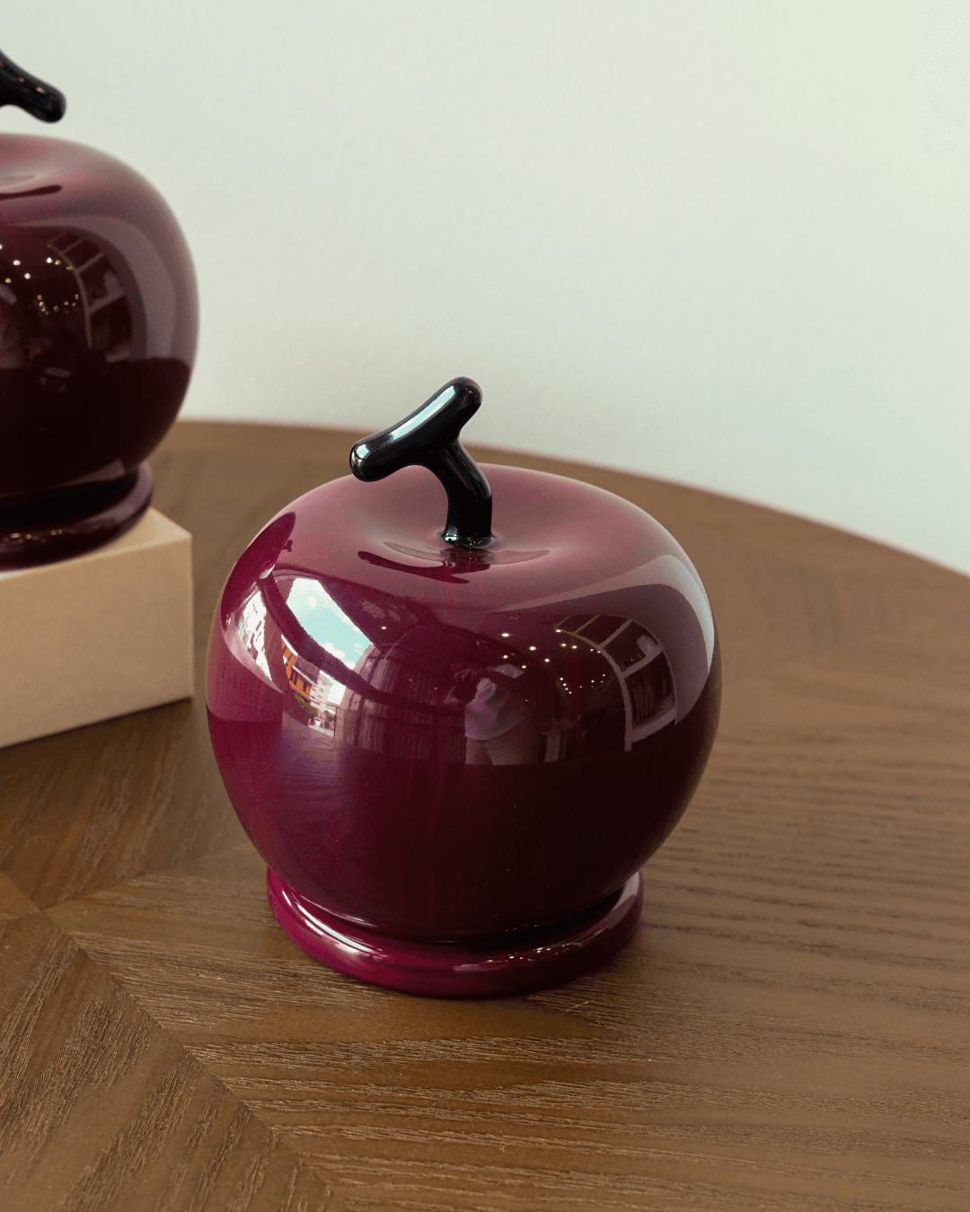 Apple Ceramic for cotton buds, toothpick