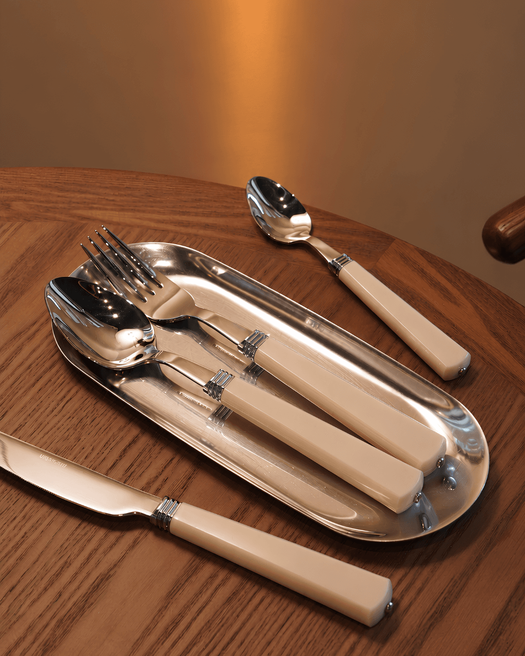 Ivory Cutlery Set of 4