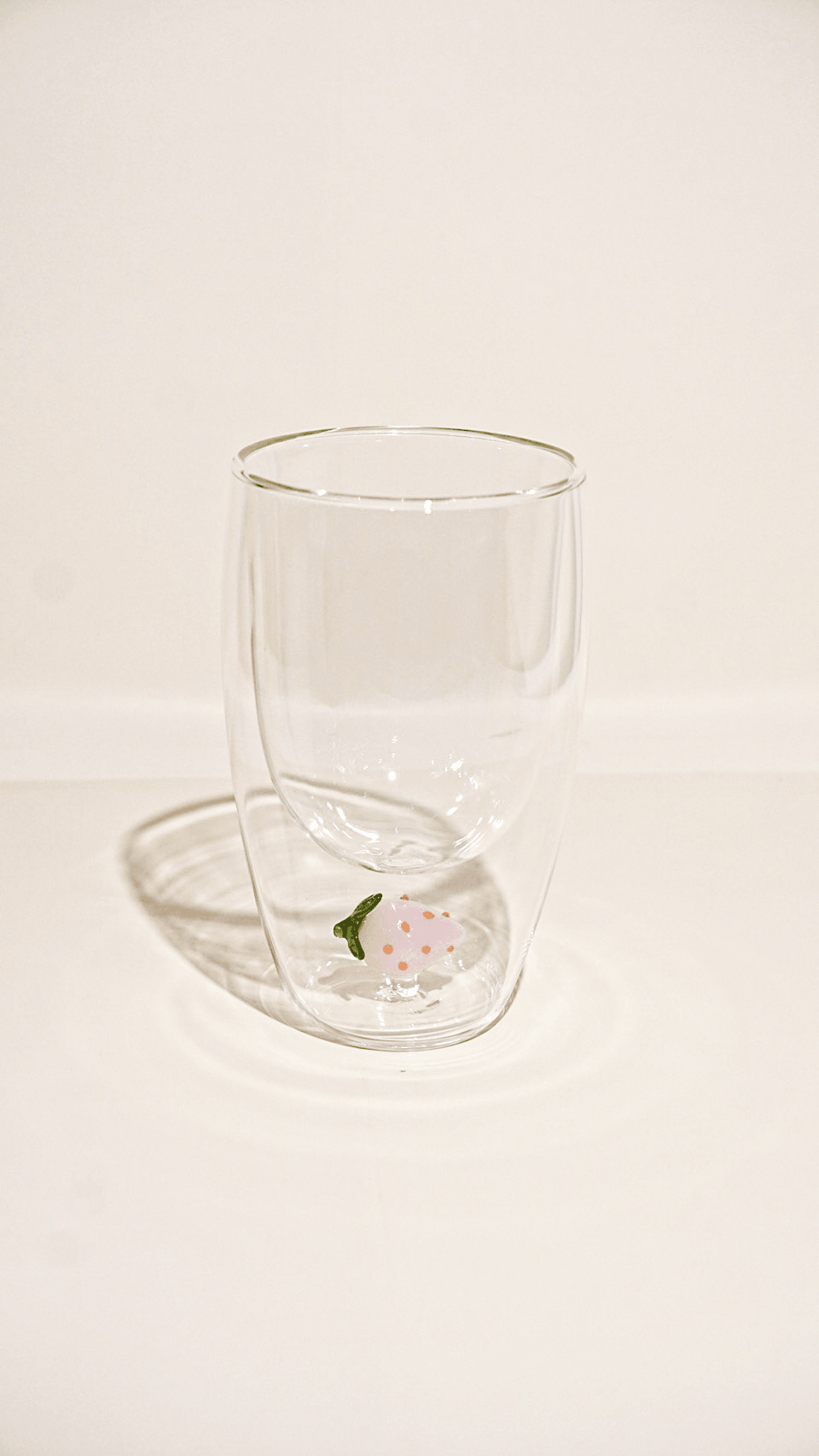 Berry Glass - Strawberry